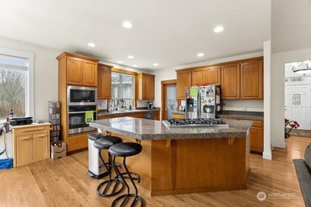 17705 92nd Ave East, Puyallup, WA 98375