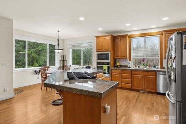 17705 92nd Ave East, Puyallup, WA 98375