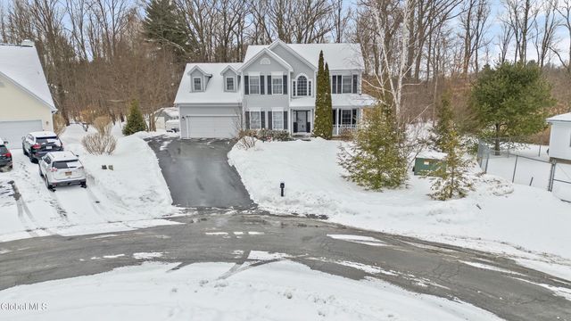 2 Goldfield Lane, Clifton Park, NY 12148