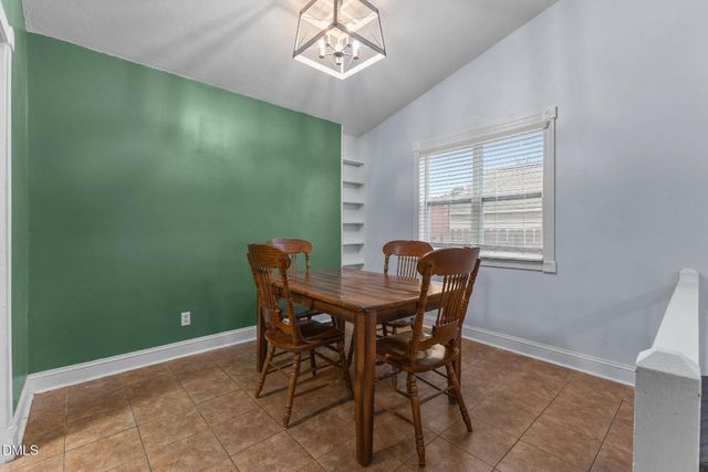 6487 People Street, Fayetteville, NC 28304