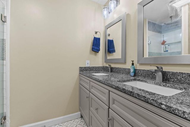 6487 People Street, Fayetteville, NC 28304