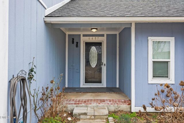 6487 People Street, Fayetteville, NC 28304