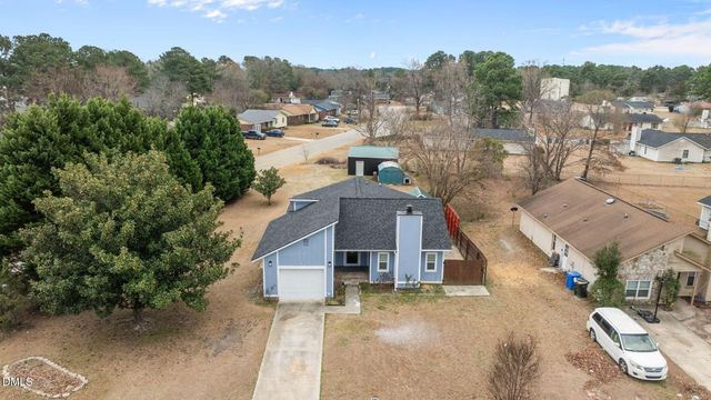 6487 People Street, Fayetteville, NC 28304