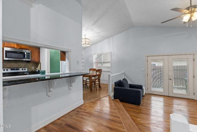 6487 People Street, Fayetteville, NC 28304