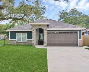 411 Wafer Street, Pasadena, TX 77506