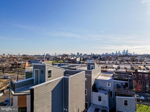 2440 E HAROLD ST, Philadelphia, PA 19125
