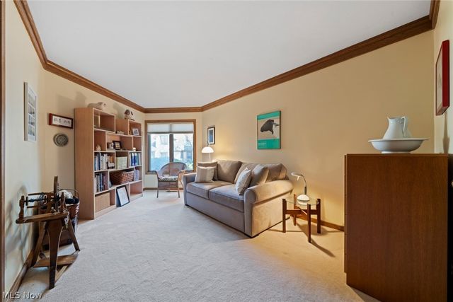 421 Darbys Run, Bay Village, OH 44140