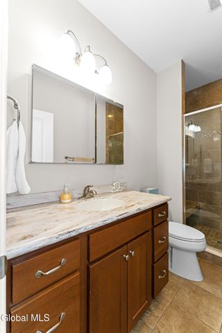 151 Fieldstone Drive, Niskayuna, NY 12304