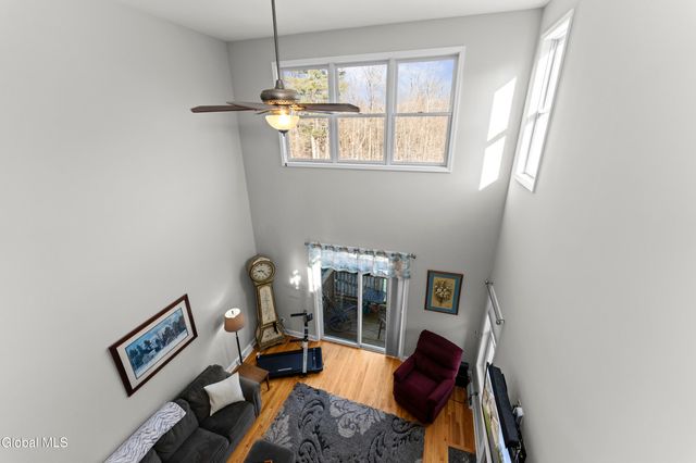 151 Fieldstone Drive, Niskayuna, NY 12304