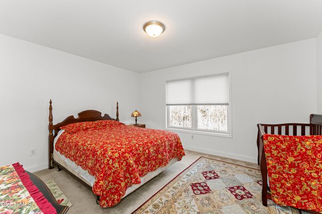 151 Fieldstone Drive, Niskayuna, NY 12304