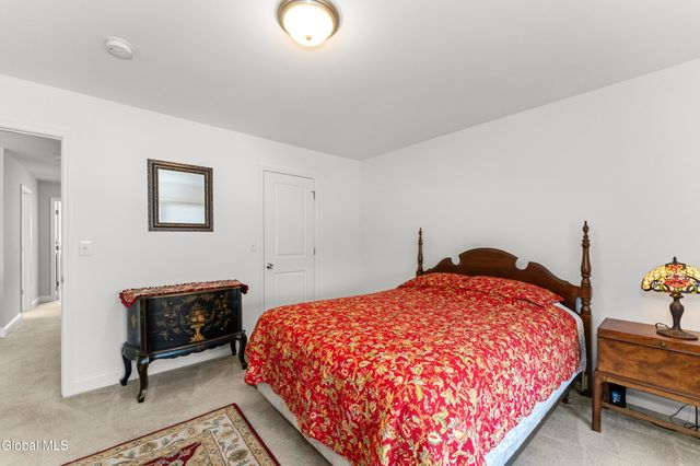 151 Fieldstone Drive, Niskayuna, NY 12304