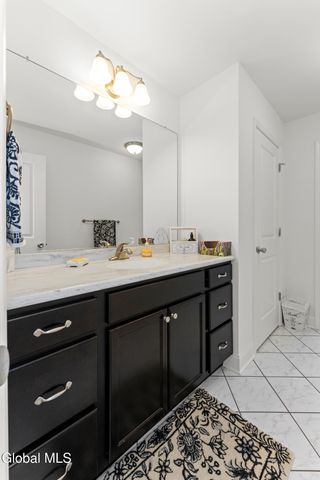 151 Fieldstone Drive, Niskayuna, NY 12304