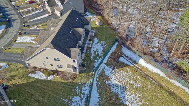 151 Fieldstone Drive, Niskayuna, NY 12304