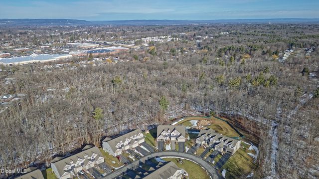 151 Fieldstone Drive, Niskayuna, NY 12304