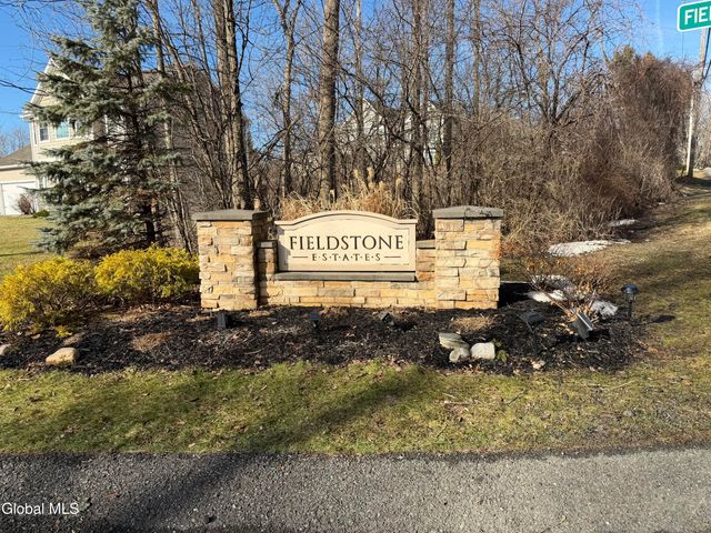 151 Fieldstone Drive, Niskayuna, NY 12304