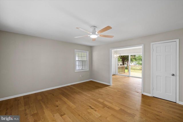 809 SHERWOOD LN, Fredericksburg, VA 22407