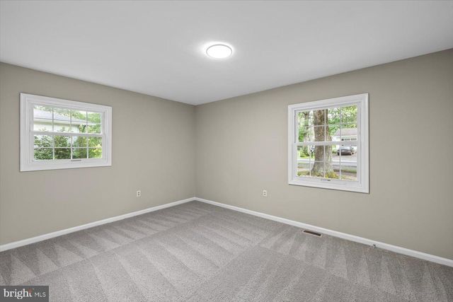 809 SHERWOOD LN, Fredericksburg, VA 22407