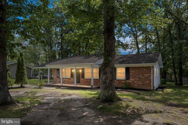 809 SHERWOOD LN, Fredericksburg, VA 22407