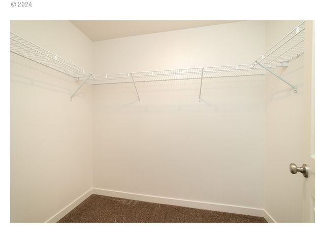 11091 Se MITCHELL St, Portland, OR 97266