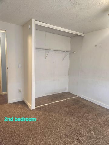 900 E Rankin Road 18, Tulare, CA 93274