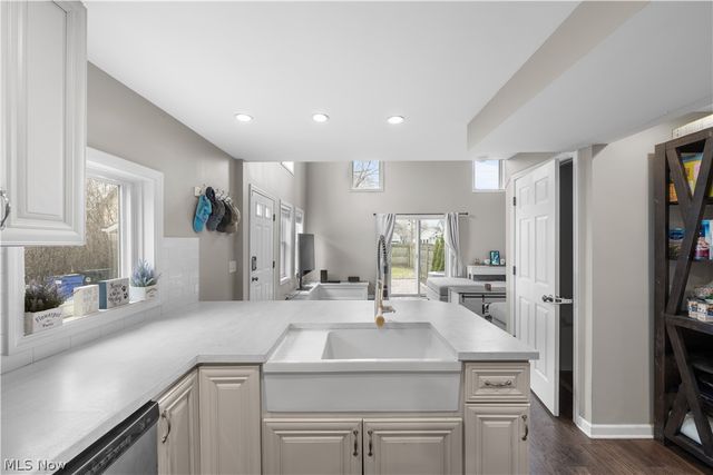 1916 W 44th St, Cleveland, OH 44113