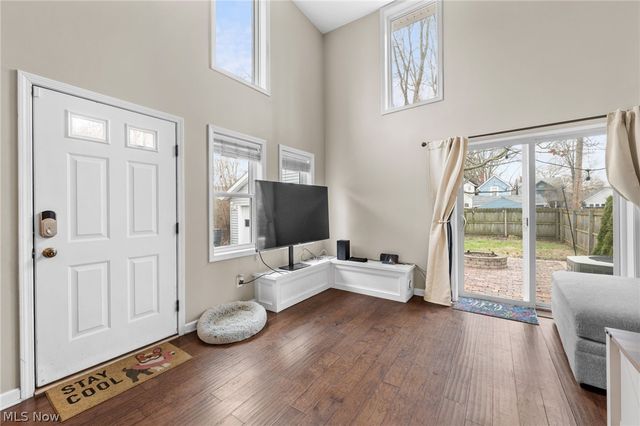 1916 W 44th St, Cleveland, OH 44113