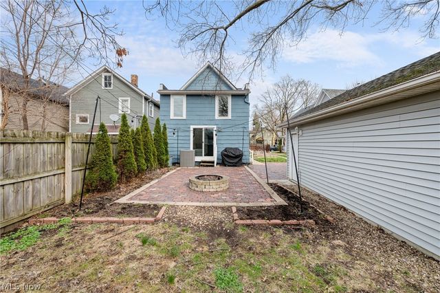 1916 W 44th St, Cleveland, OH 44113