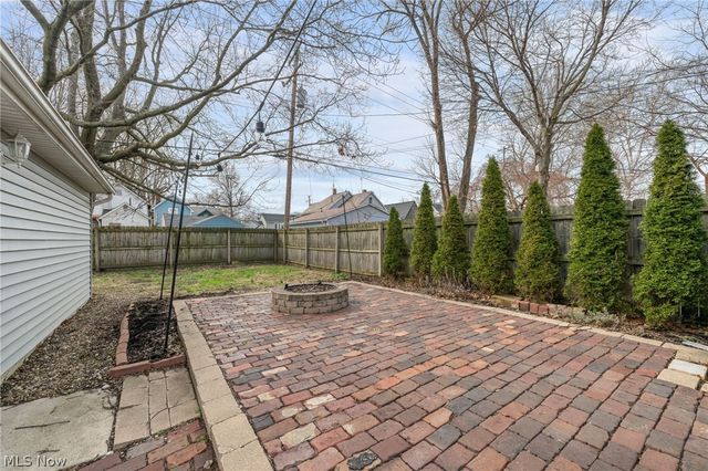 1916 W 44th St, Cleveland, OH 44113