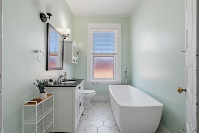 1401 N Franklin Street 3, Denver, CO 80218