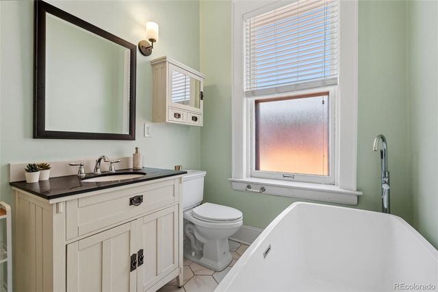 1401 N Franklin Street 3, Denver, CO 80218