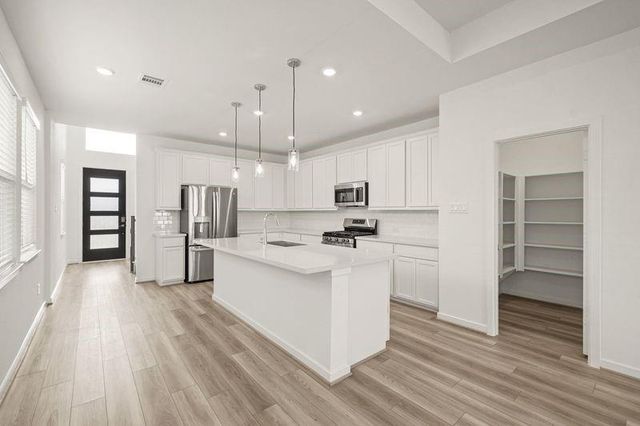 9630 Poinsettia Haven Lane, Richmond, TX 77407