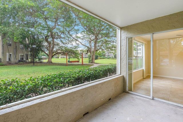 1885 Palm Cove Boulevard 10-103, Delray Beach, FL 33445