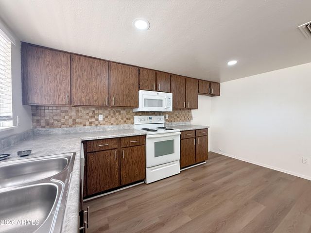 5321 W SIERRA Street, Glendale, AZ 85304