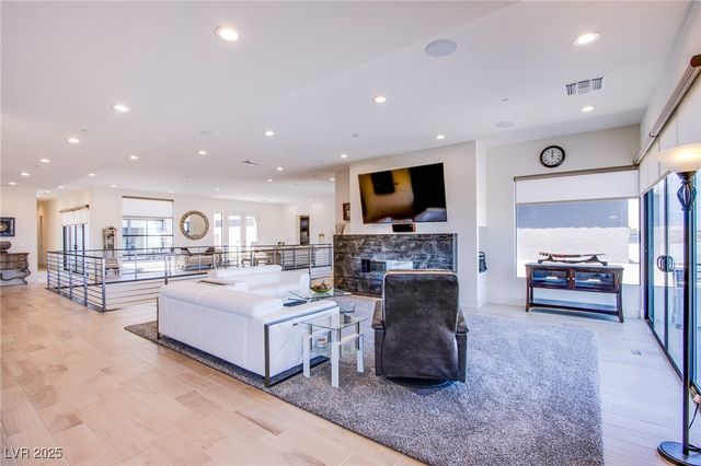 11186 Villa Bellagio Drive, Las Vegas, NV 89141