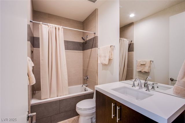 11186 Villa Bellagio Drive, Las Vegas, NV 89141