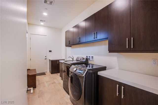 11186 Villa Bellagio Drive, Las Vegas, NV 89141