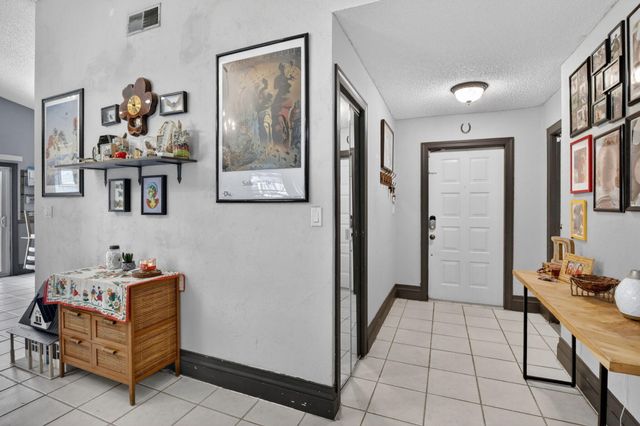 13970 Oaklawn Place, Davie, FL 33325