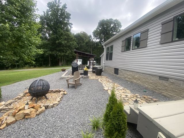 1750 S Fork Rd, Whitleyville, TN 38588