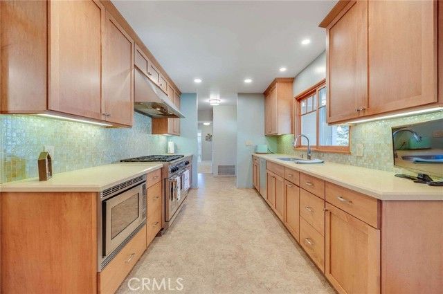 417 Meadow Lane, Monrovia, CA 91016