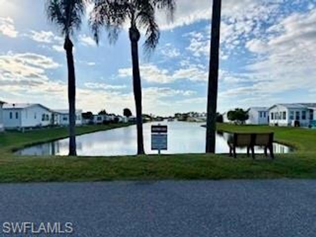 472 Sharks PT, North Port, FL 34287