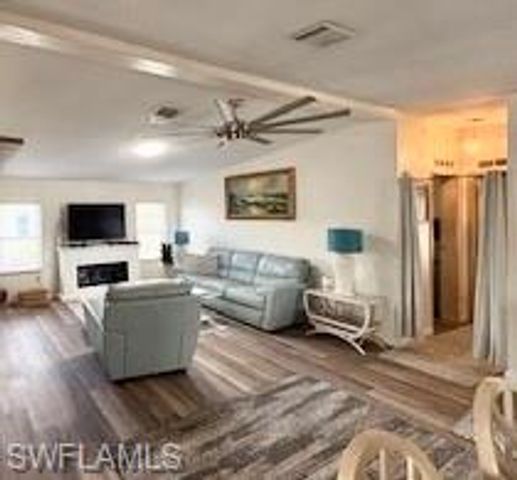 472 Sharks PT, North Port, FL 34287