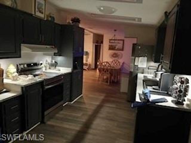 472 Sharks PT, North Port, FL 34287