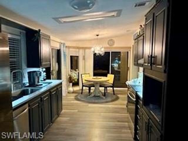 472 Sharks PT, North Port, FL 34287