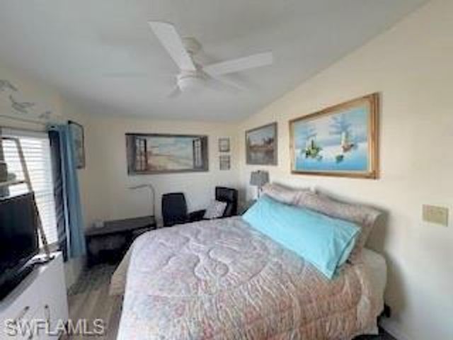 472 Sharks PT, North Port, FL 34287