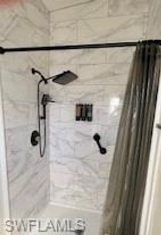 472 Sharks PT, North Port, FL 34287