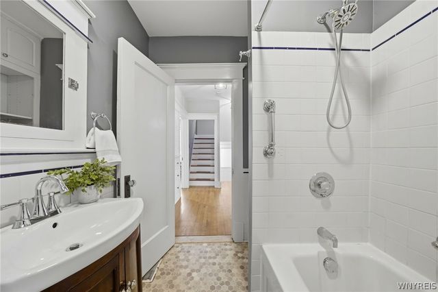 67 Covington Road, Buffalo, NY 14216