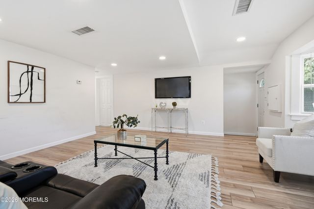 701 Beachview Avenue, Union Beach, NJ 07735