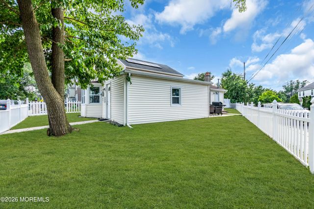 701 Beachview Avenue, Union Beach, NJ 07735