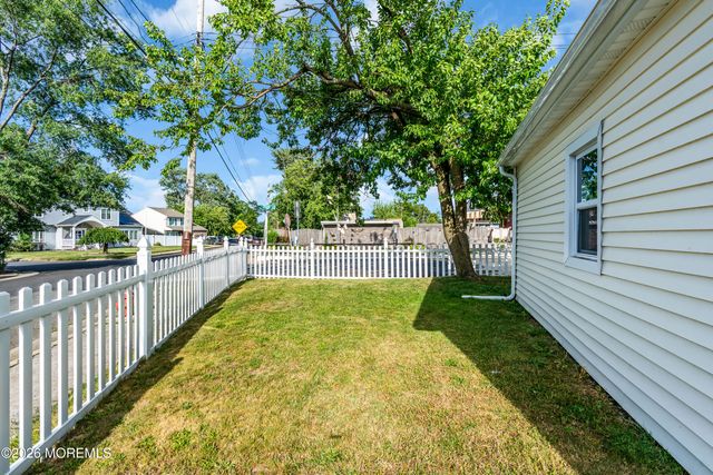 701 Beachview Avenue, Union Beach, NJ 07735