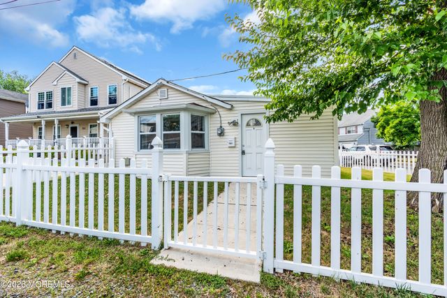 701 Beachview Avenue, Union Beach, NJ 07735